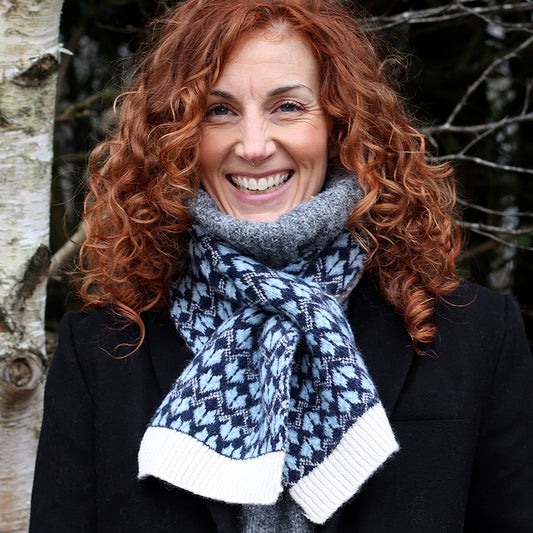 POM Scandi Knit Pull Through Scarf - Navy