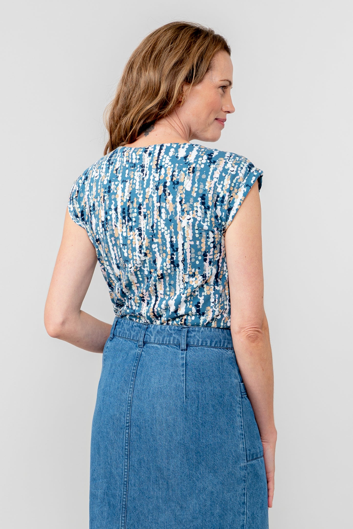 Lily & Me Surfside Cotton Jersey Tee Miriam Print - Petrol