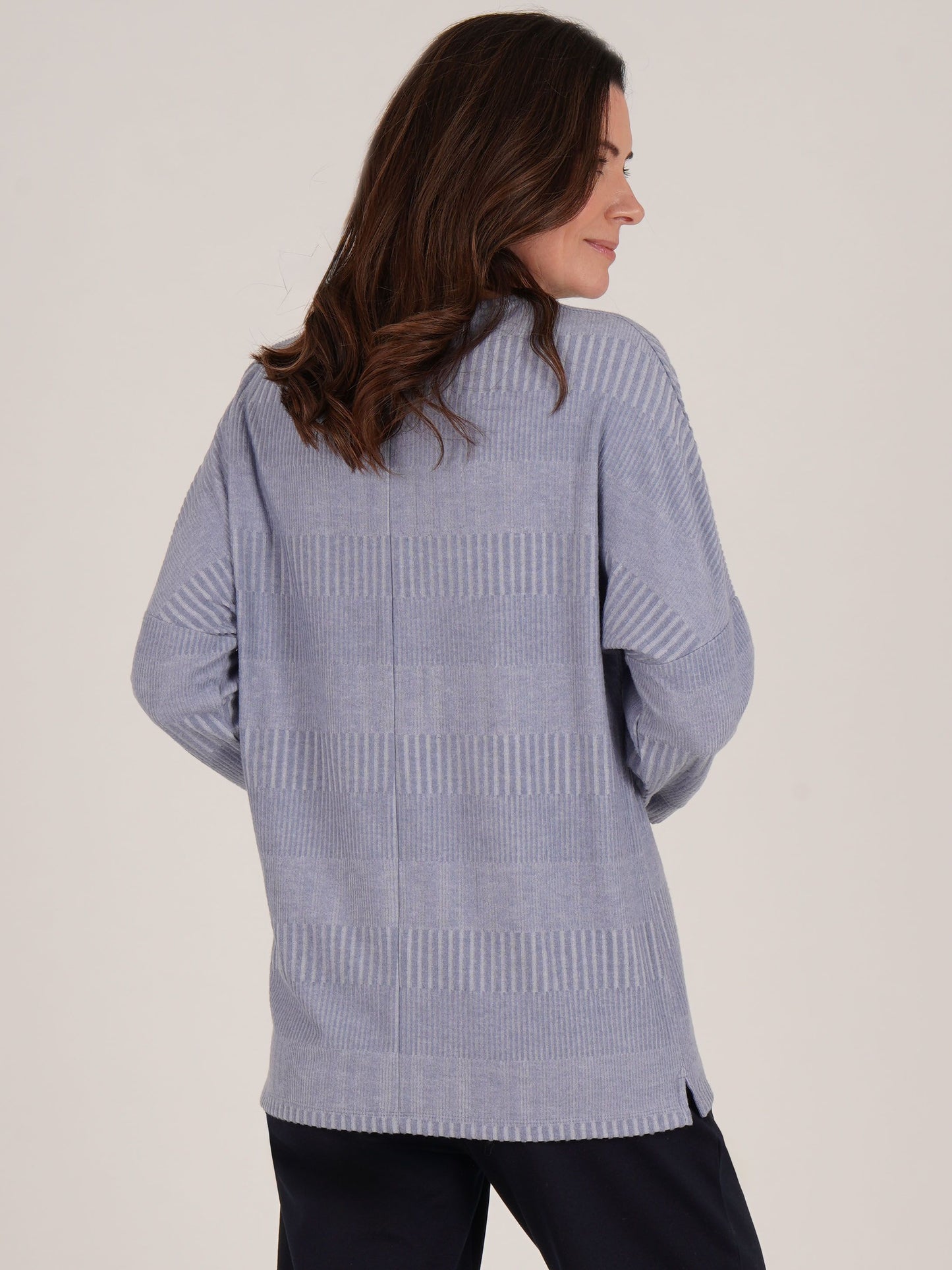 TIGI Solid Textured 3/4 Sleeve Top - Chambray Blue