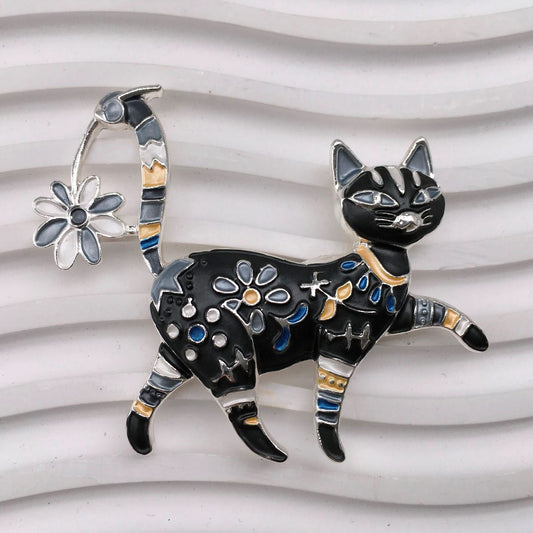 Magnetic Scarf Brooch - Walking Cat