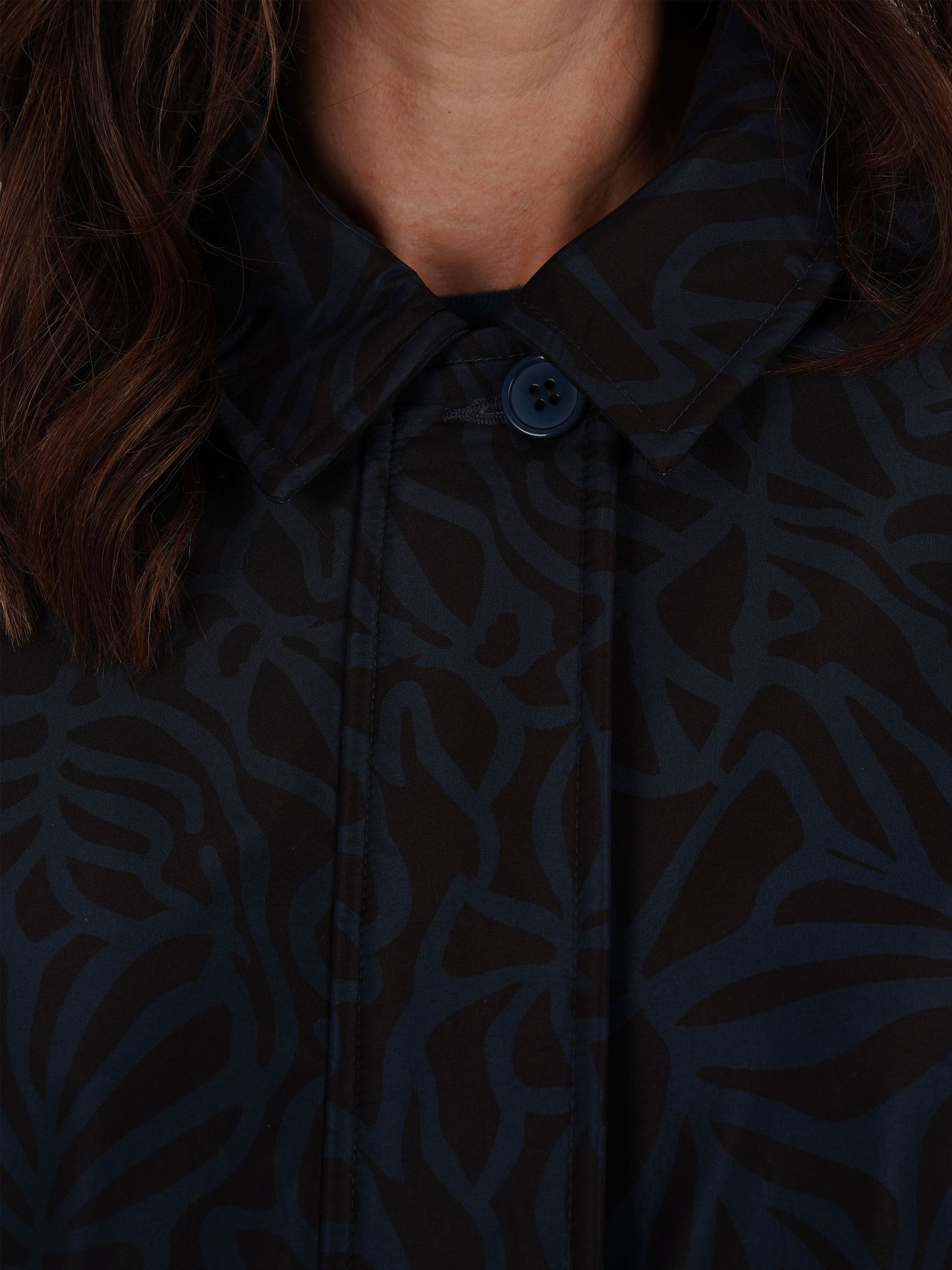TIGI Linear Leaf Print Mac- Peacock Blue